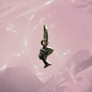 Vintage Y2K 925 Sterling Silver Nefertiti mini lucky charm pendant
